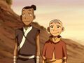 Sokka e Aang tirando fótos para o orkut, repare no tipico sorrizinho forçado...