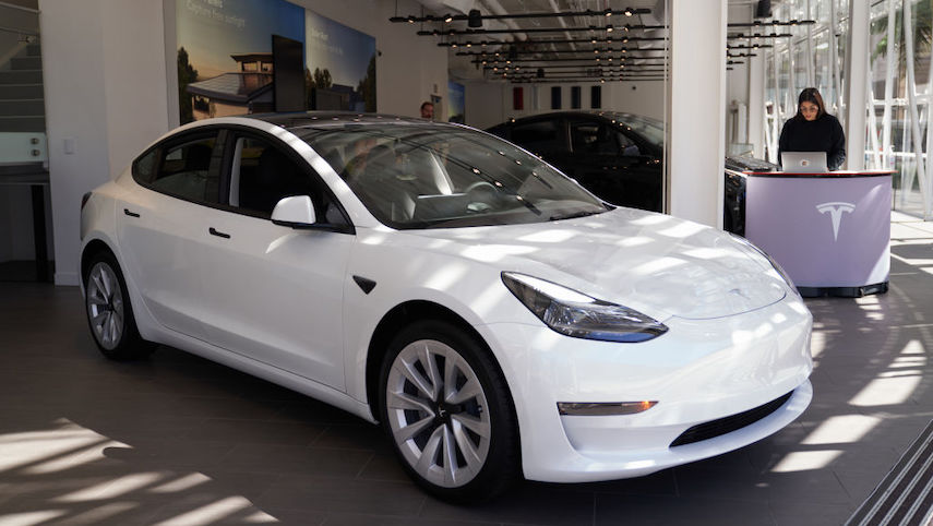 正在展示的一台特斯拉Model 3（图片：Getty Images）