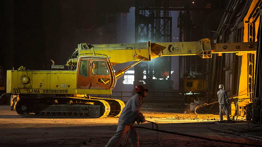  中共再次大搞基建刺激经济 （图片: Wang He/Getty Images)