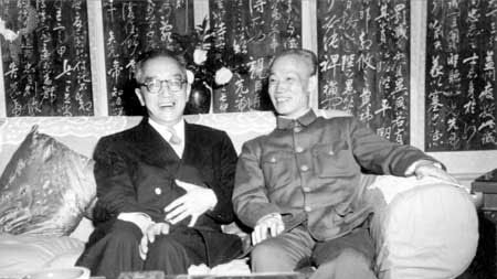 1935年，在北平的一次宴会中，胡适问陈诚剿共“何以如是之难？”