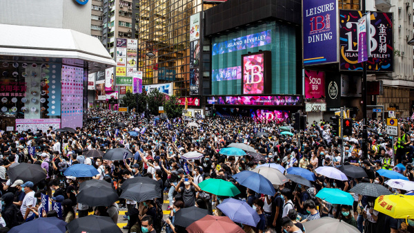 大批香港市民5月24日在銅鑼灣一帶參與「5.24 反惡法大遊行」抗議北京強行在香港實施國安法