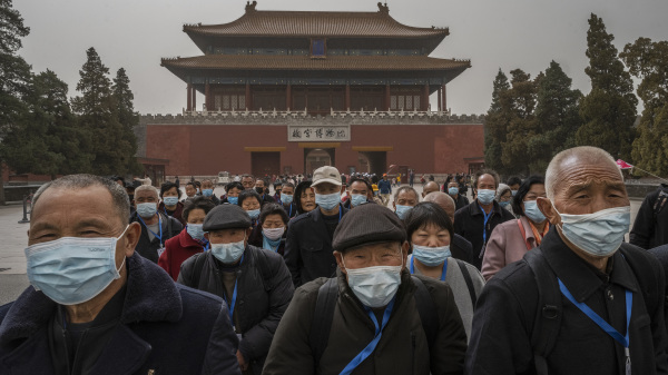 评论指中共建党一百年的历史是人类悲剧泉源，应对之道在于启迪中国人心觉醒。（图片来源：Kevin Frayer/Getty Images）