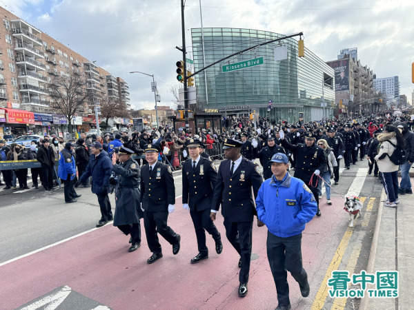 2025年2月1日，中国新年乙巳年大年初四，在纽约最大华人居住区法拉盛，纽约市举行庆贺中国新年大游行。