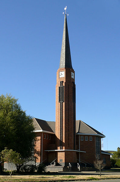 Lêer:NG kerk Cradock-Oos.jpg