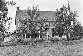 De 19e-eeuwse boerderij Huis Medel (1966)