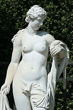 Amphitrite Michel Anguier (bosquet des Dômes, jardins de Versailles .