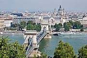 Kettenbrücke und St.-Stephans-Basilika, Budapest 10. September 2013