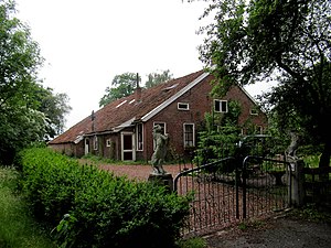 Boerderij met zadeldak in Vriescheloo