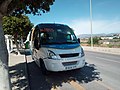 Aqui vemos un microbus [[Iveco Daily]] Irisbus.realizando un servicio en la linea 21 de la Guagua de [[Villajoyosa]]