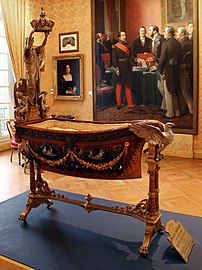 Cradle of Louis Napoleon Bonaparte, the son of Napoleon III (1856)[45]