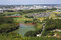 野見山展望台から望む矢作川と豊田市街地 豊田市