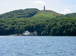 Himmelbjerget, med Hjejlen i forgrunden.