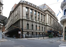 Colegio Nacional de Buenos Aires, stredná škola, kde študovali dvaja držitelia Nobelovej ceny.