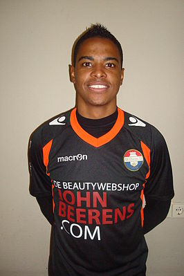 Charlton Vicento in het shirt van Willem II, seizoen 2013/2014