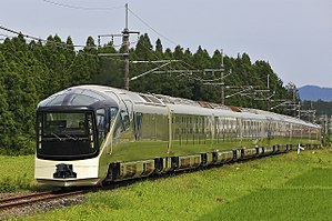 E001形「TRAIN SUITE 四季島」