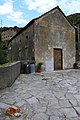 Vecchia chiesa di Serra, si trova sulla cresta della collina situata tra la confluenza del rio Bianchetta e del rio Cassinelle