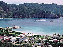 Futami-kō (früher Port Lloyd), das natürliche Hafenbecken auf Chichi-jima