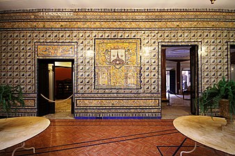 Azulejos of the Palacio de la Condesa de Lebrija (ca. 1585[24]), Seville