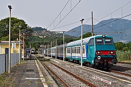 Convoglio della FL2 in sosta nella stazione di Guidonia (oggi non più in servizio)