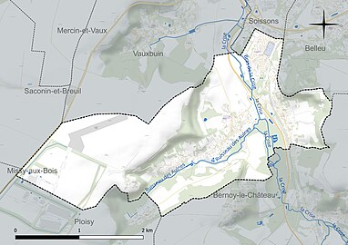 Carte en couleur présentant le réseau hydrographique de la commune