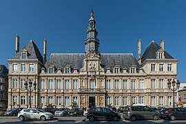 City hall (hôtel de ville)