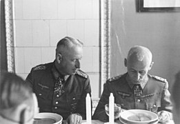 Erich von Manstein og Hermann Hoth, to tyske generaler og krigsforbrytere, begge deltok ved Kursk Foto: Bundesarchiv, Bild 101I-218-0543-10