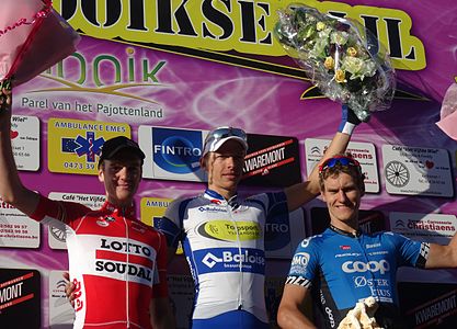 Podium de l'édition 2015 : Dries Van Gestel (2e), Oliver Naesen (1er) et Krister Hagen (3e).