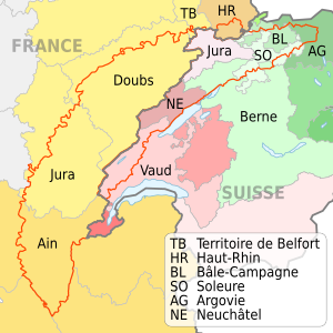 Carte administrative ; le massif est en contour rouge.