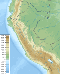 Mapa konturowa Peru, blisko centrum na lewo znajduje się czarny trójkącik z opisem „Chopicalqui”