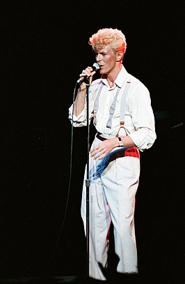 David Bowie tijdens de Serious Moonlight Tour