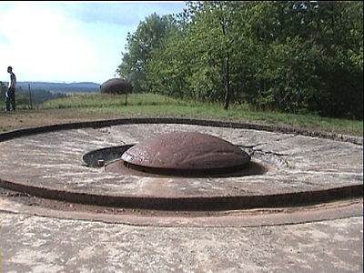 Torreta de 135 mm eclipsada (bloc 9 de l'ouvrage de Hackenberg)