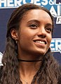 Maisie Richardson-Sellers interpreta Eva Sinclair.