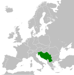 Map of Europe between 1956 and 1990, showing Yugoslavia highlighted in green