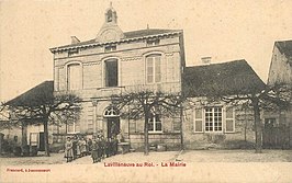 gemeentehuis en school rond 1910