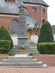 Le monument aux morts.