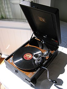 photo : un gramophone portable