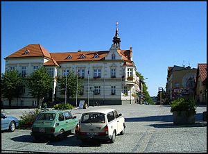 Valčas vecpilsētas centrālais laukums ar rātsnamu