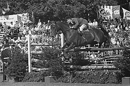 Herman Schridde op Ilona tijdens CHIO te Rotterdam 1962