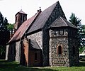 Dorfkirche Ladeburg in Brandenburg (Feldstein, sorgfältig gequadert)