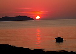 Puesta de sol vista desde la bahía de San Antonio Abad.