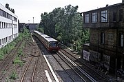 Das ehemalige Stellwerk Ntm am Nordkopf des Bahnhofs in Höhe der Grenzstraße, 1992