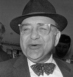 Akim Tamiroff, 1964.