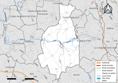 Carte en couleur présentant le réseau hydrographique de la commune