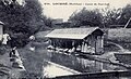 Locminé : le lavoir du Pont-Coët vers 1925 (carte postale).