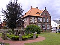 Fontein en politiebureau[4] Rehburg (ca. 1900)