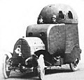 Un prototipo del Vehículo Blindado de Combate Austro-Daimler, 1906.