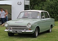 Ford Cortina Mark I berline 4 portes (après le lifting)