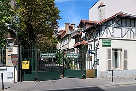 No 38 : entrée du hameau Boileau.