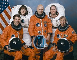 Kent Rominger, Tamara Jernigan, Story Musgrave, Thomas Jones et Kenneth Cockrell