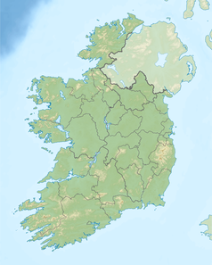 Mapa konturowa Irlandii, na dole nieco na lewo znajduje się punkt z opisem „źródło”, natomiast na dole po lewej znajduje się punkt z opisem „ujście”